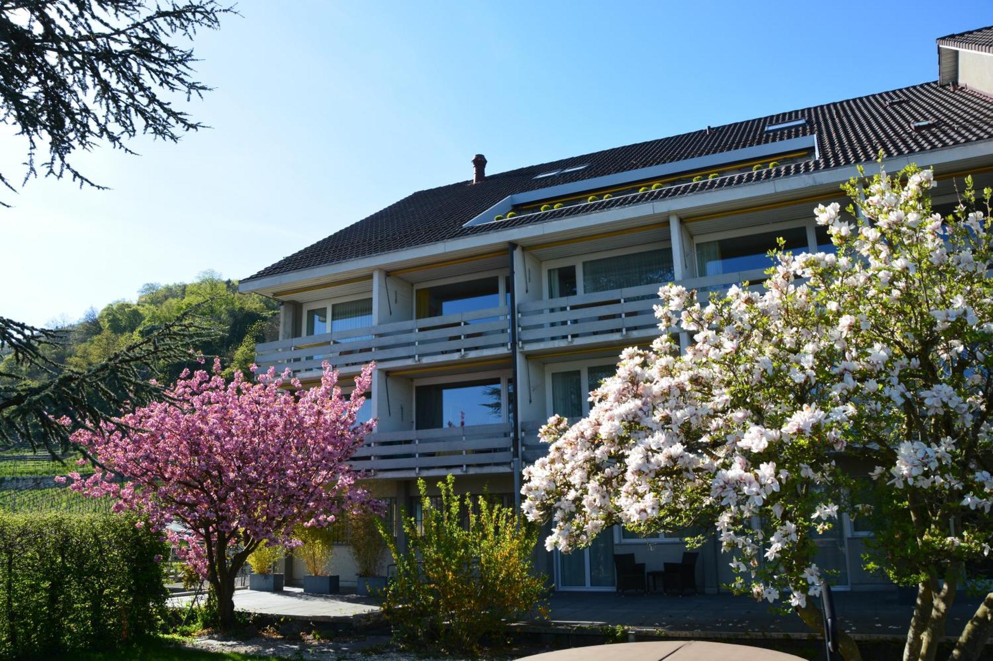 Fontana Garni Hotel Twann ภายนอก รูปภาพ