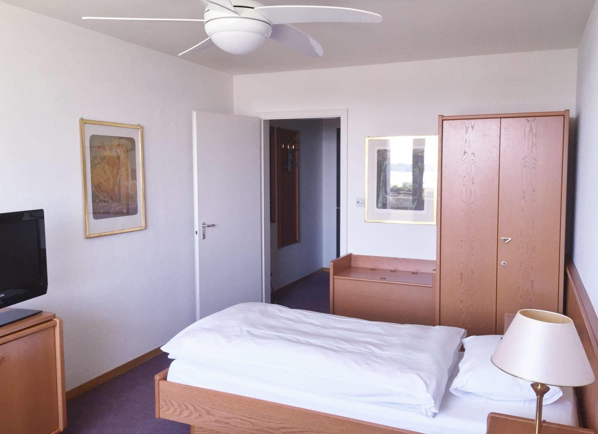 Fontana Garni Hotel Twann ภายนอก รูปภาพ