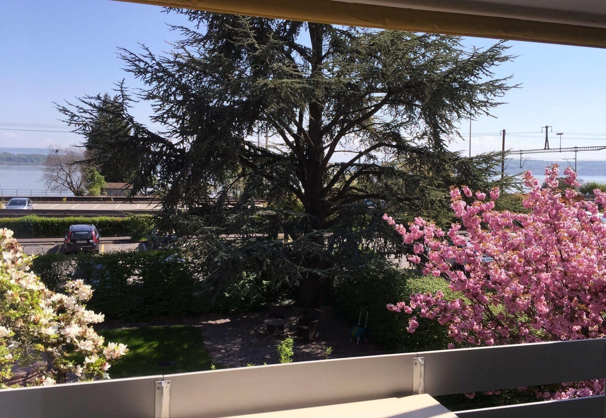 Fontana Garni Hotel Twann ภายนอก รูปภาพ