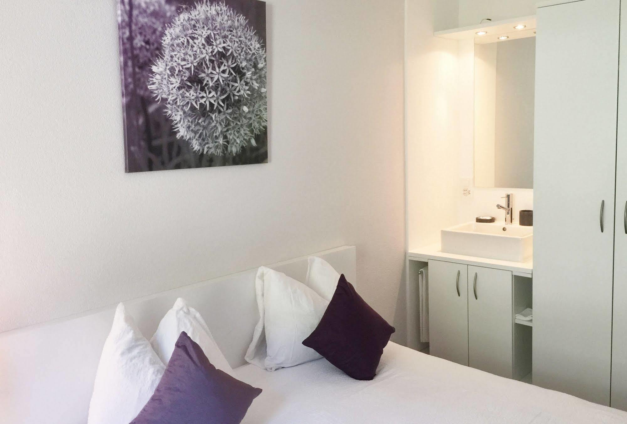 Fontana Garni Hotel Twann ภายนอก รูปภาพ